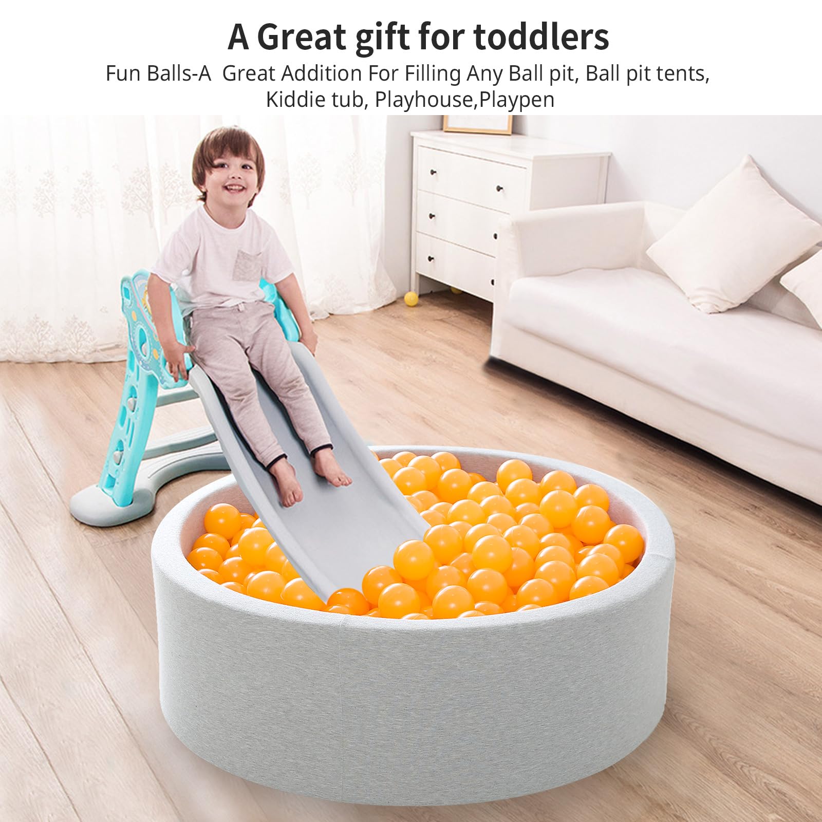 Heopeis mesh bag keeps the orange balls tidy and portable.