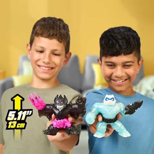 Sludgewing villain with bat claw clash in Meteor Madness pack