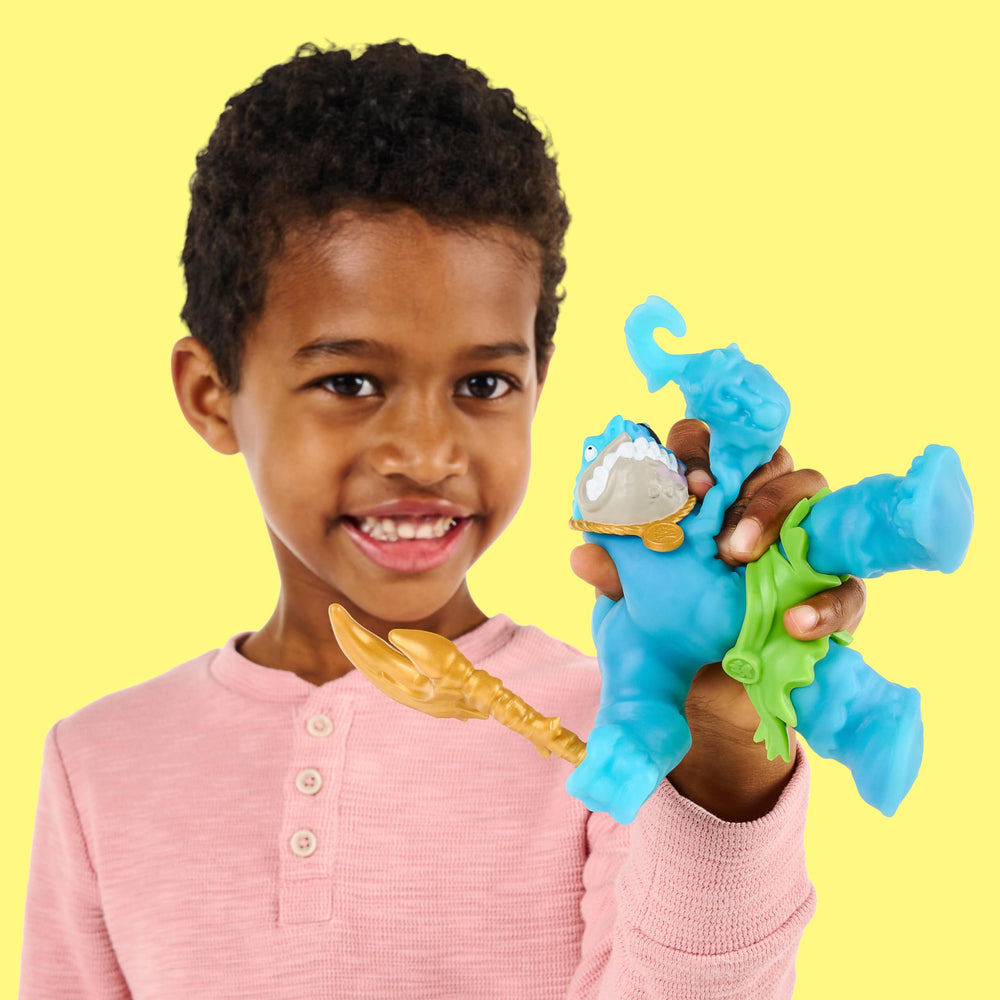 Thrash stretches up to three times his size for dynamic action poses.