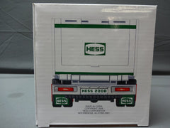 Hess 2008 hydraulic arm truck with sounds for realistic pretend driving scenes