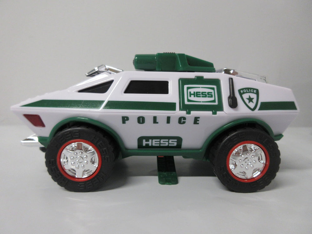 Hess Cruiser 2023 white armored look with green accents and chrome trim