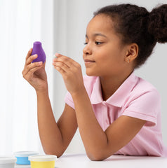 HEY CLAY app-guided activity helps kids learn while sculpting.