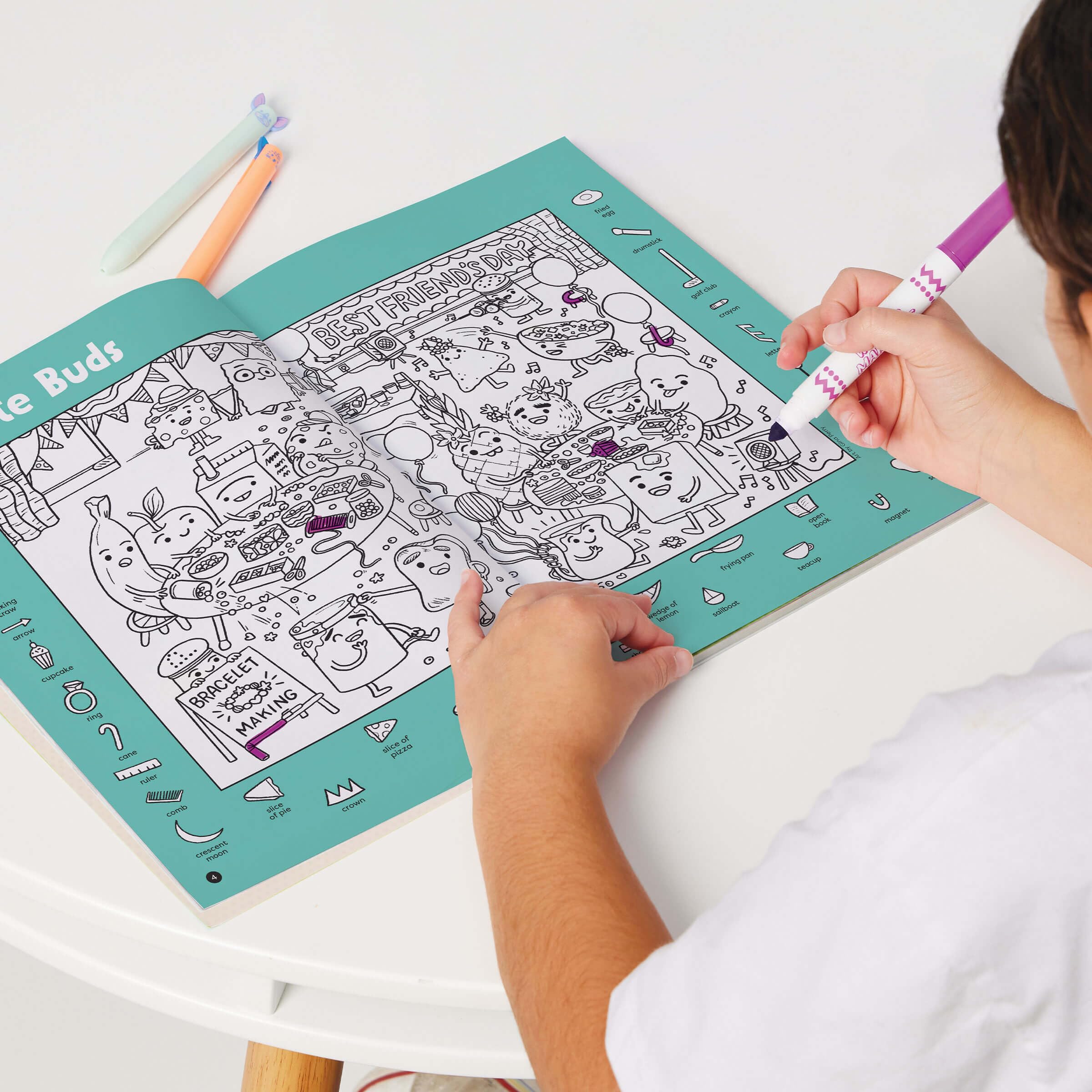 Highlights Hidden Pictures 2026 travel-activity-kit image showcases portable, screen-free on-the-go fun.