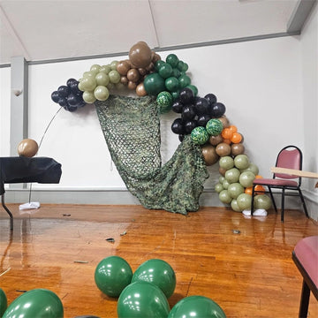HILAVO balloon bouquet assembly for jungle or hunter themes