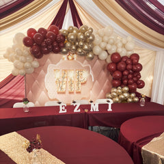 HILAVO gold confetti balloons sparkle for dessert tables and photo backdrops.