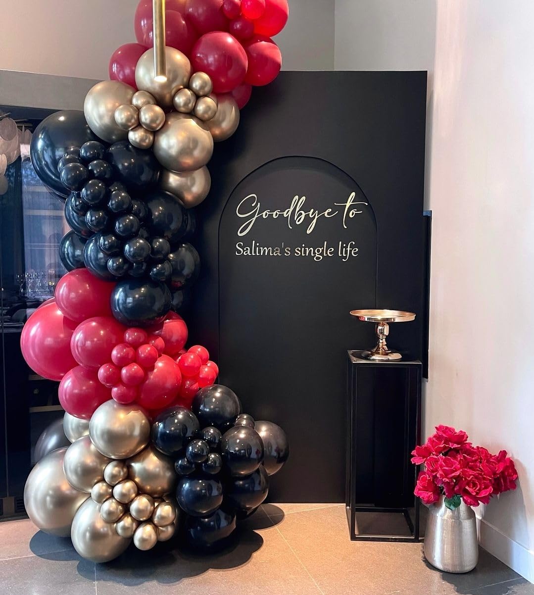 HILAVO wall and pillar decor with cohesive color scheme