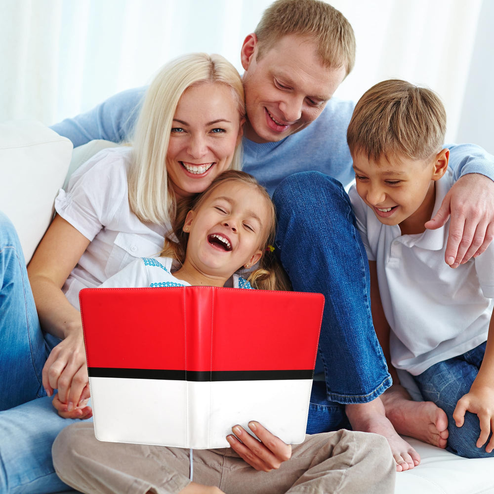 Hipoocok travel-friendly card binder ideal for conventions and events.