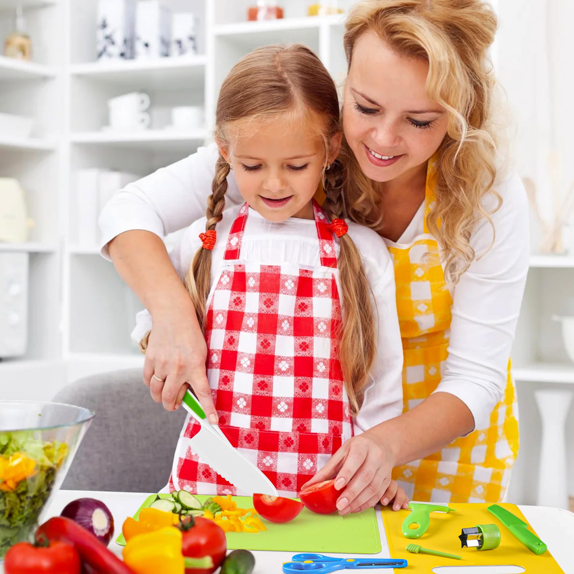 Hirger gift-ready kids kitchen set—perfect for birthdays.