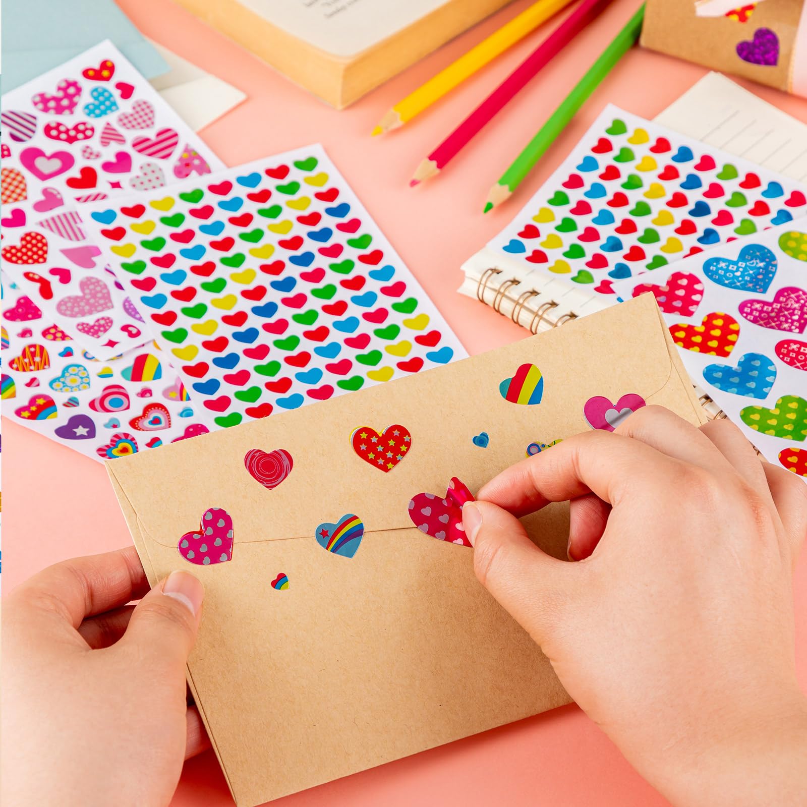HLARTNET self-adhesive heart stickers for easy card seals and gift wrapping.
