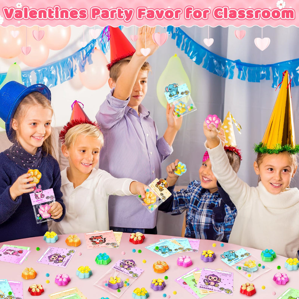 Hodurgyi valentines party favors for kids, easy to distribute at school.