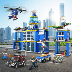 HOGOKIDS city-police-car supports role-play adventures and teamwork.