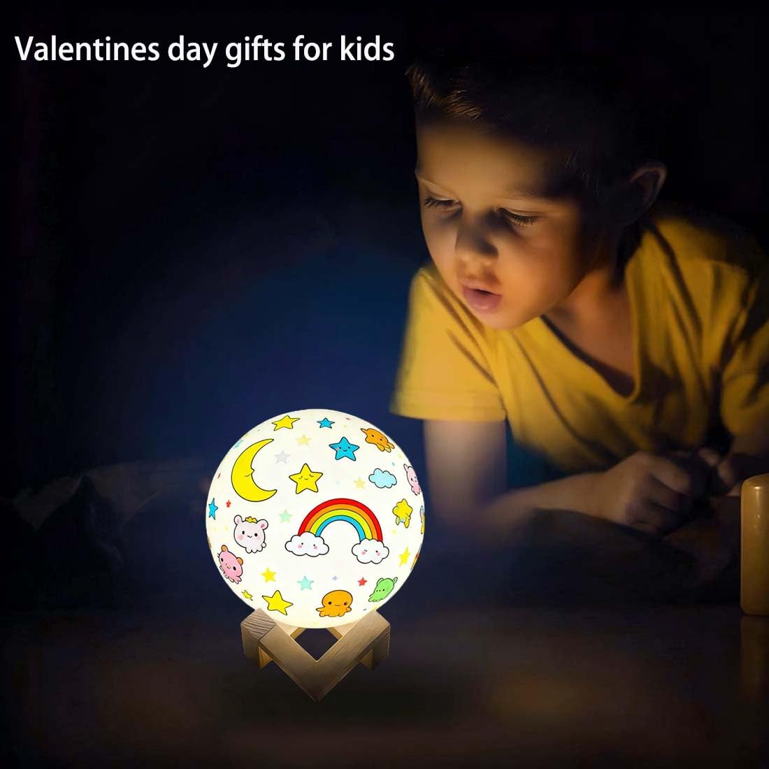 HOLA Moon Lamp Kit makes a thoughtful gift for creative kids.