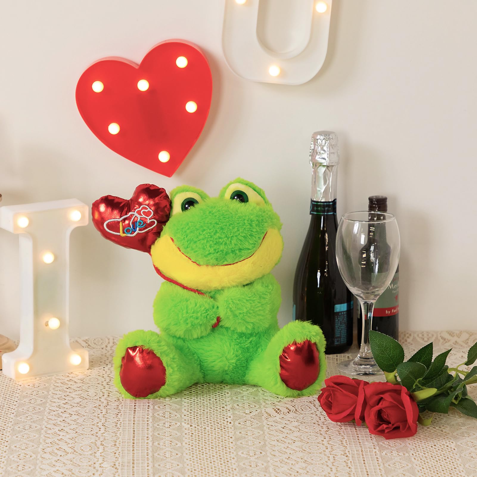 HollyHOME frog plush with big eyes invites warm hugs and storytelling.