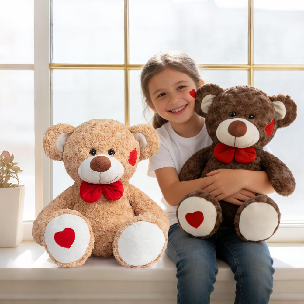 HollyHOME teddy bear hug-ready design invites cuddling