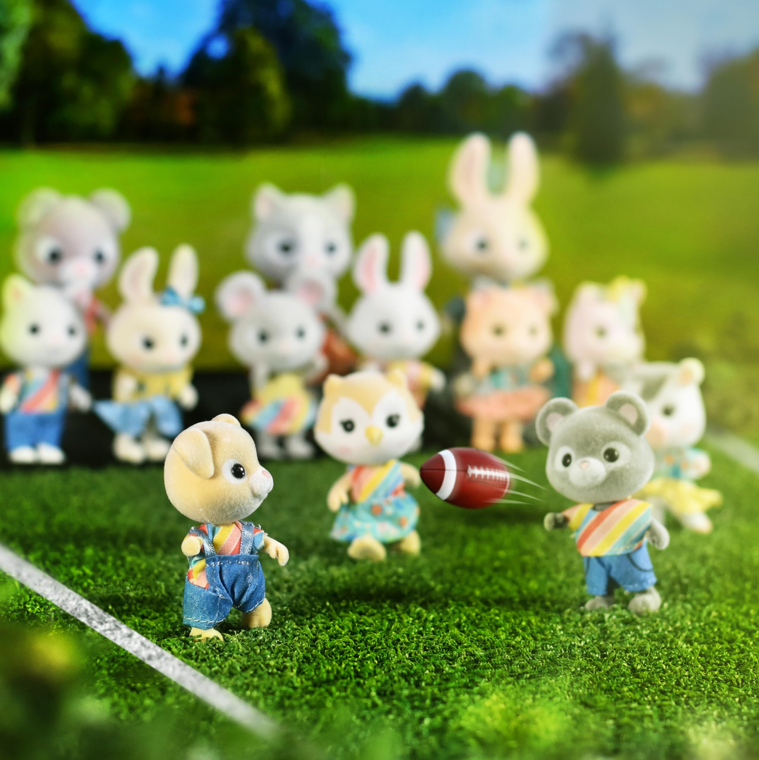 Honey Bee Acres Calvin dog figure with removable outfit promotes mix-and-match play.