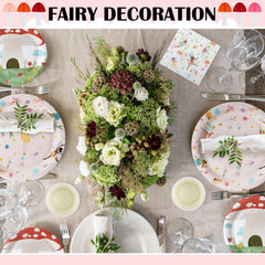 Honeydak napkins and 9-ounce cups complete the coordinated party setup.