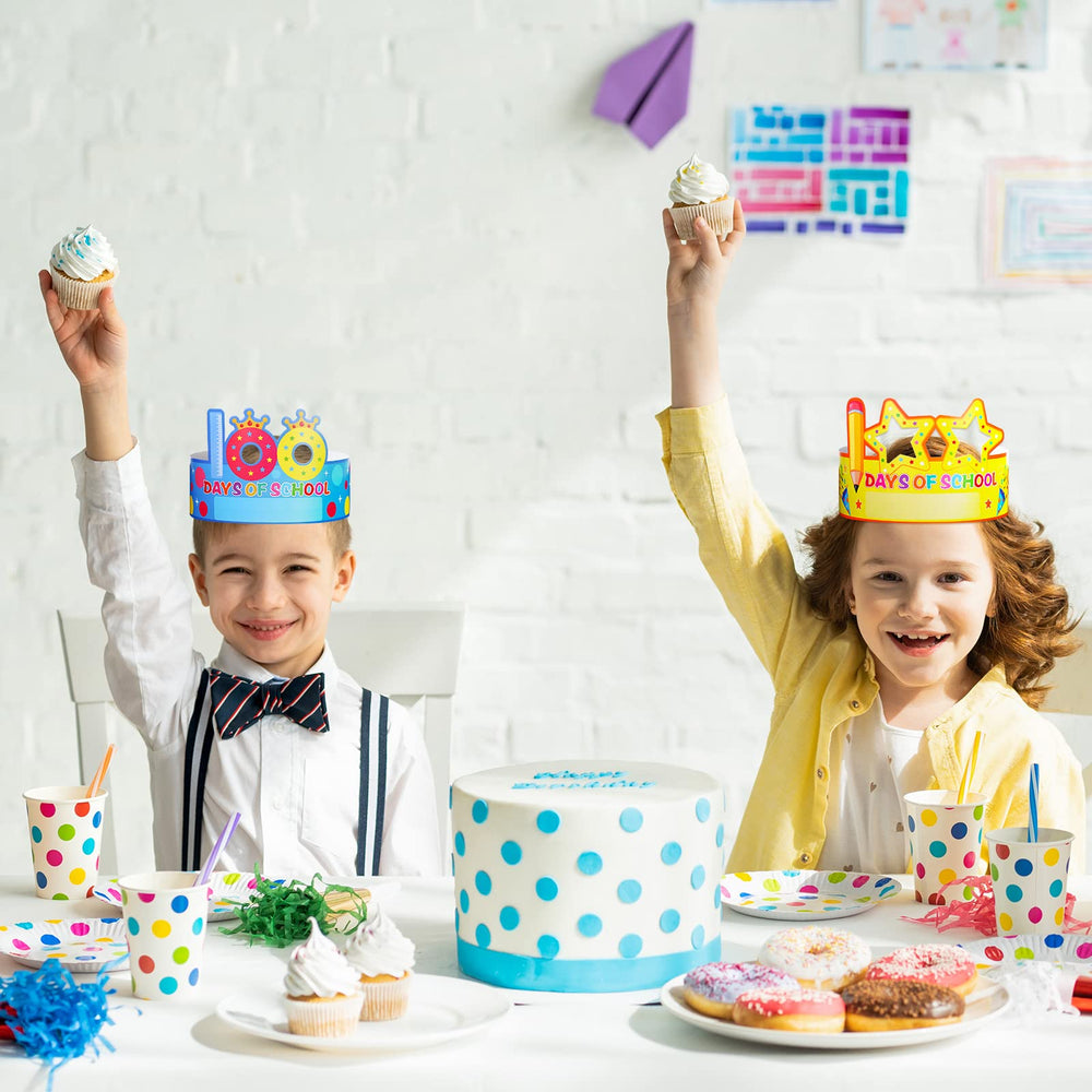 Honoson 100th Day Crown style 4 shows portable design for on-the-go events.