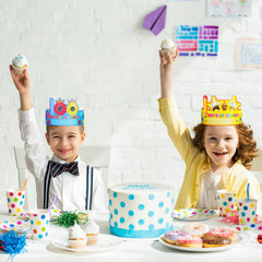Honoson 100th Day Crown style 4 shows portable design for on-the-go events.