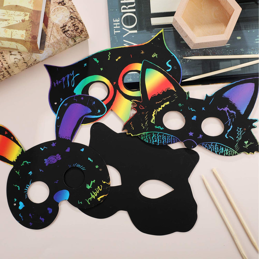 Honoson DIY arts and crafts with masks for imaginative play.