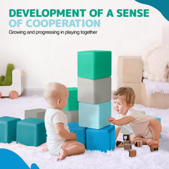 Hoohtoot color-friendly blocks aid color recognition during play.