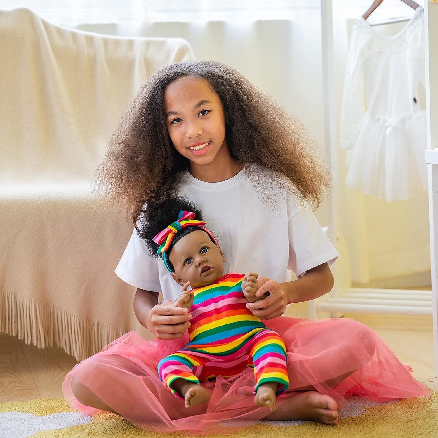 HOOMAI doll wearing newborn clothes shows versatile styling potential