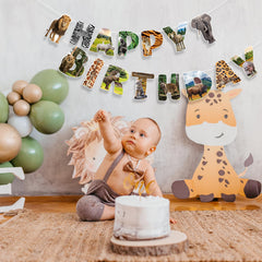 Hooqict banner used as a photo background for kids party memories