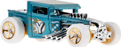Hot Wheels ABC Racers truck with letter D adds action and alphabet practice.