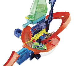 Hot Wheels Color Shifters Color Splash Science Lab features a release lever to restore the car's normal color.