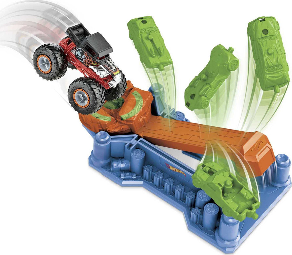 Hot Wheels crash-landing-zone captures dramatic impact for extended stunt sessions.