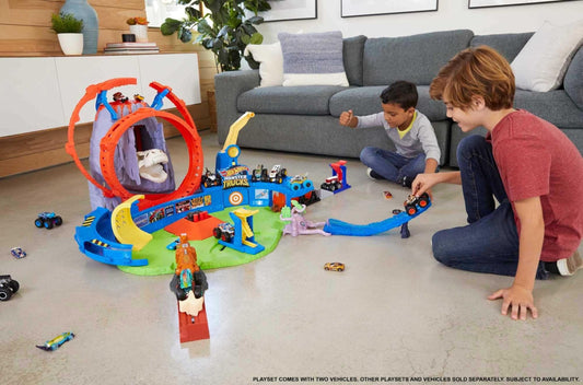 Hot Wheels dinosaur nemesis eruption adds dramatic action to pretend battles