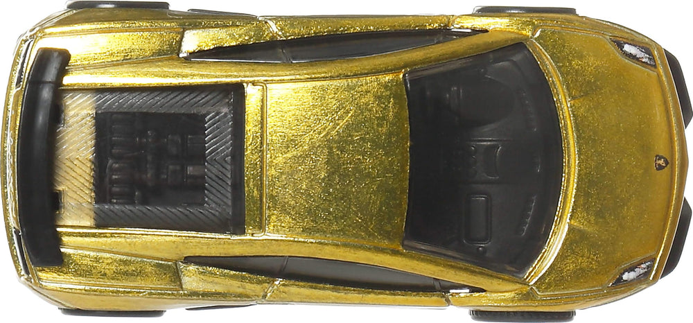 Hot Wheels Premium Fast-Furious 1:64 real riders tires closeup demonstrates authentic grip and realism.
