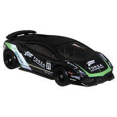 Hot Wheels Forza 5-Pack action-ready play set inspires imaginative racing sessions.