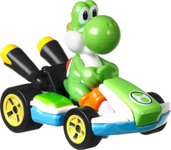 Hot Wheels Mario Kart 1:64 Luigi kart replica, track-ready racing option