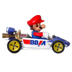 Hot Wheels Mario Kart scale 1:64 for easy shelf display and play.