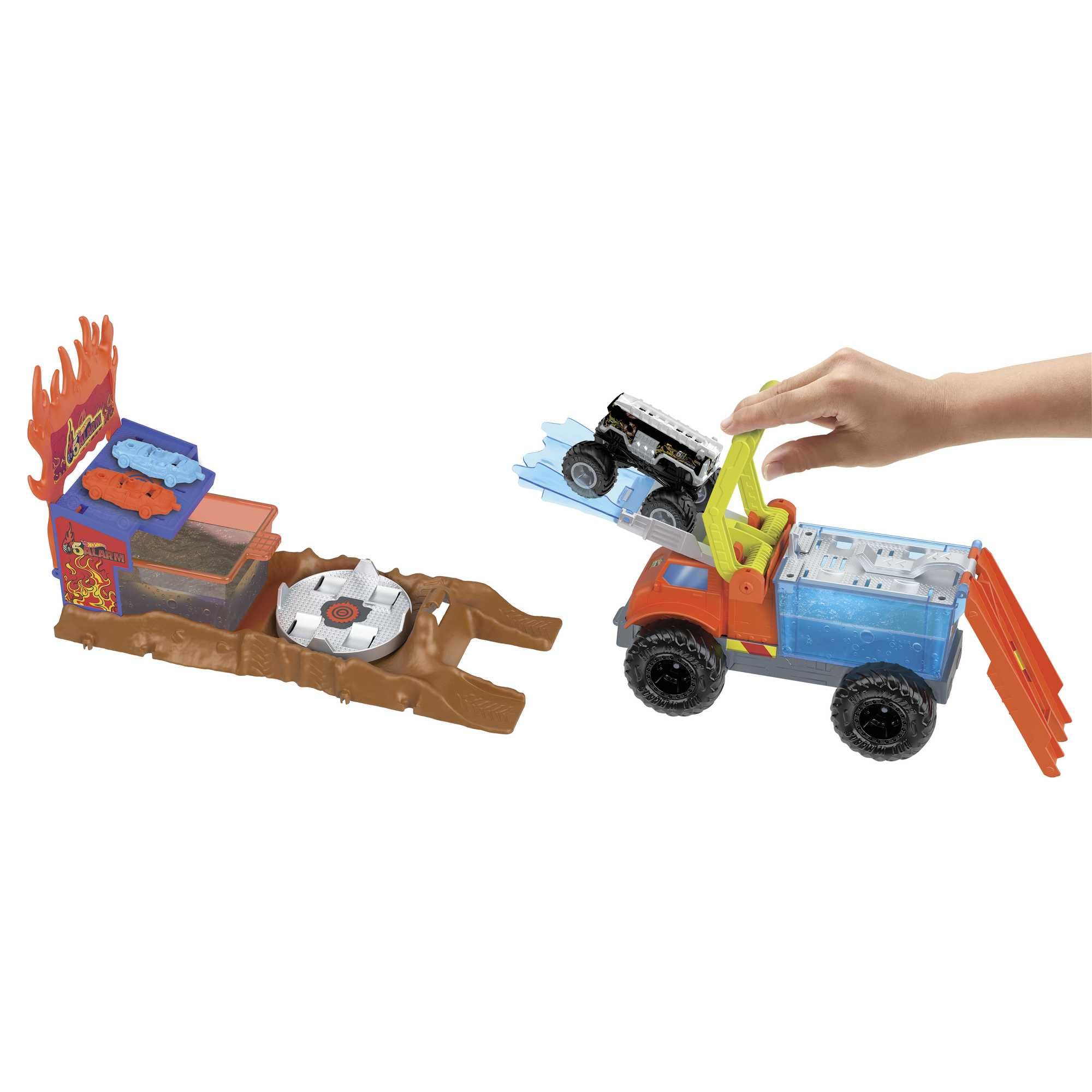 Hot Wheels launcher shoots 5 Alarm into action for a rescue scene.