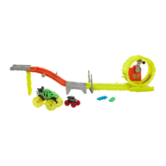 Hot Wheels Monster Trucks Track Set: Oversized Skelesaurus in a thrilling chase.