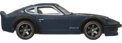 Nissan Fairlady Z side profile highlighting sleek silhouette for display shelves.