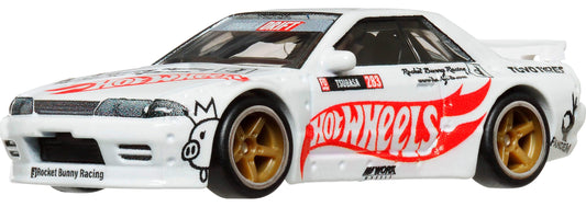 Hot Wheels Nissan Skyline GT-R R32 Pandem side view with Real Riders tires for collectors.
