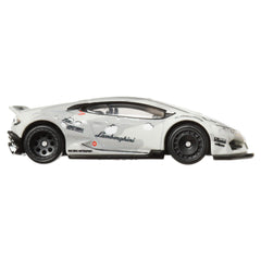 Hot Wheels Real Riders tires close-up on LB-Works Huracan.