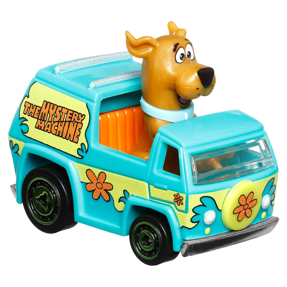 Hot Wheels Racer Verse Scooby-Doo Mystery Machine front view shows bold colors for display and play.