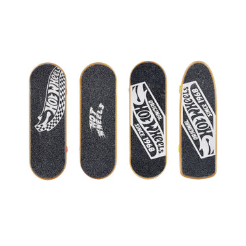 Two pairs of removable shoes for interchangeable play with all boards.