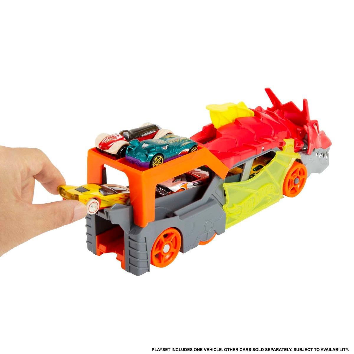 Hot Wheels track connectors front and rear enable quick track hookups.