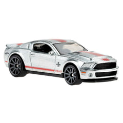 Hot Wheels Zamac die-cast alloy provides sturdy, gleaming finishes for long-lasting play.
