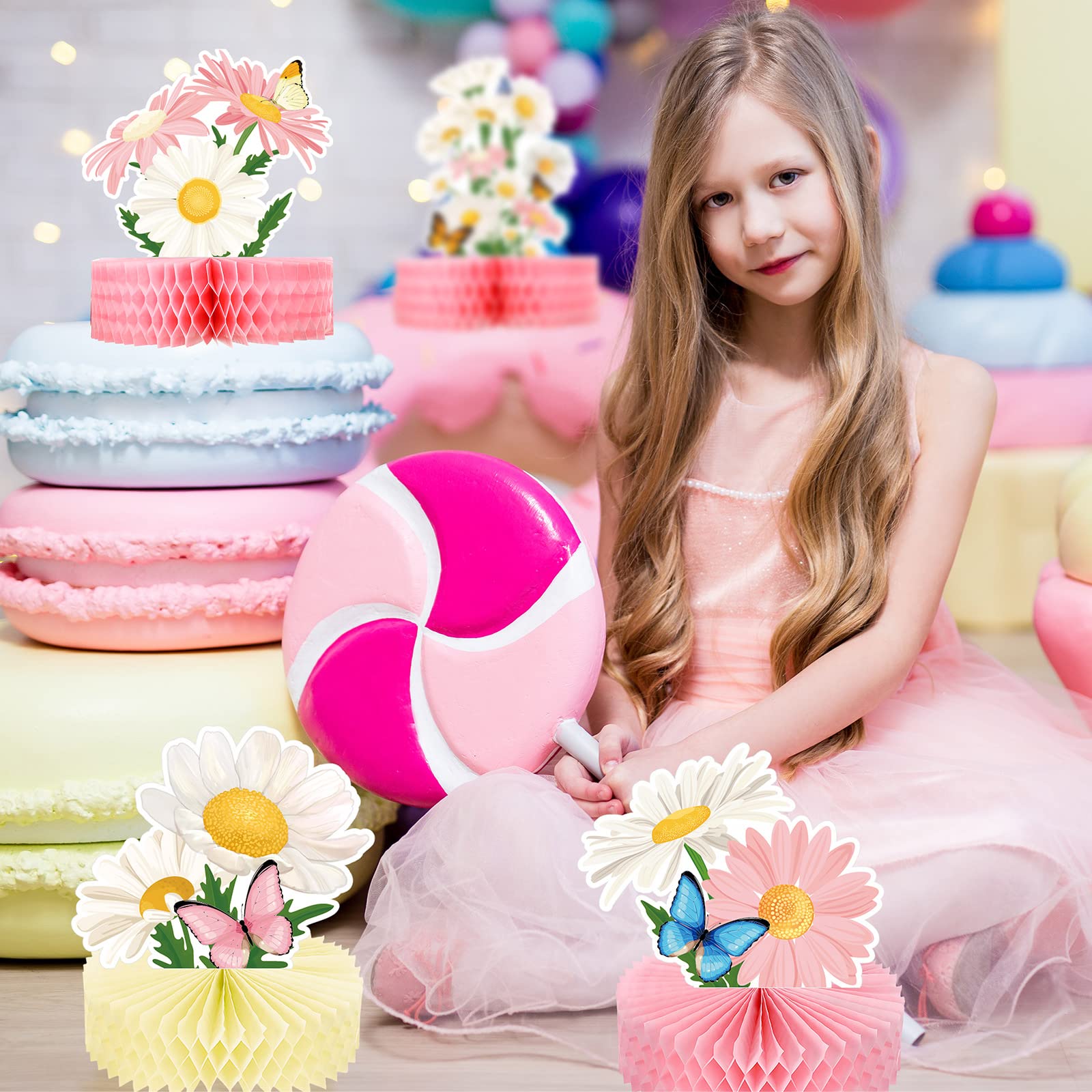 Hotop 3D front-back daisy centerpiece enhances party décor.