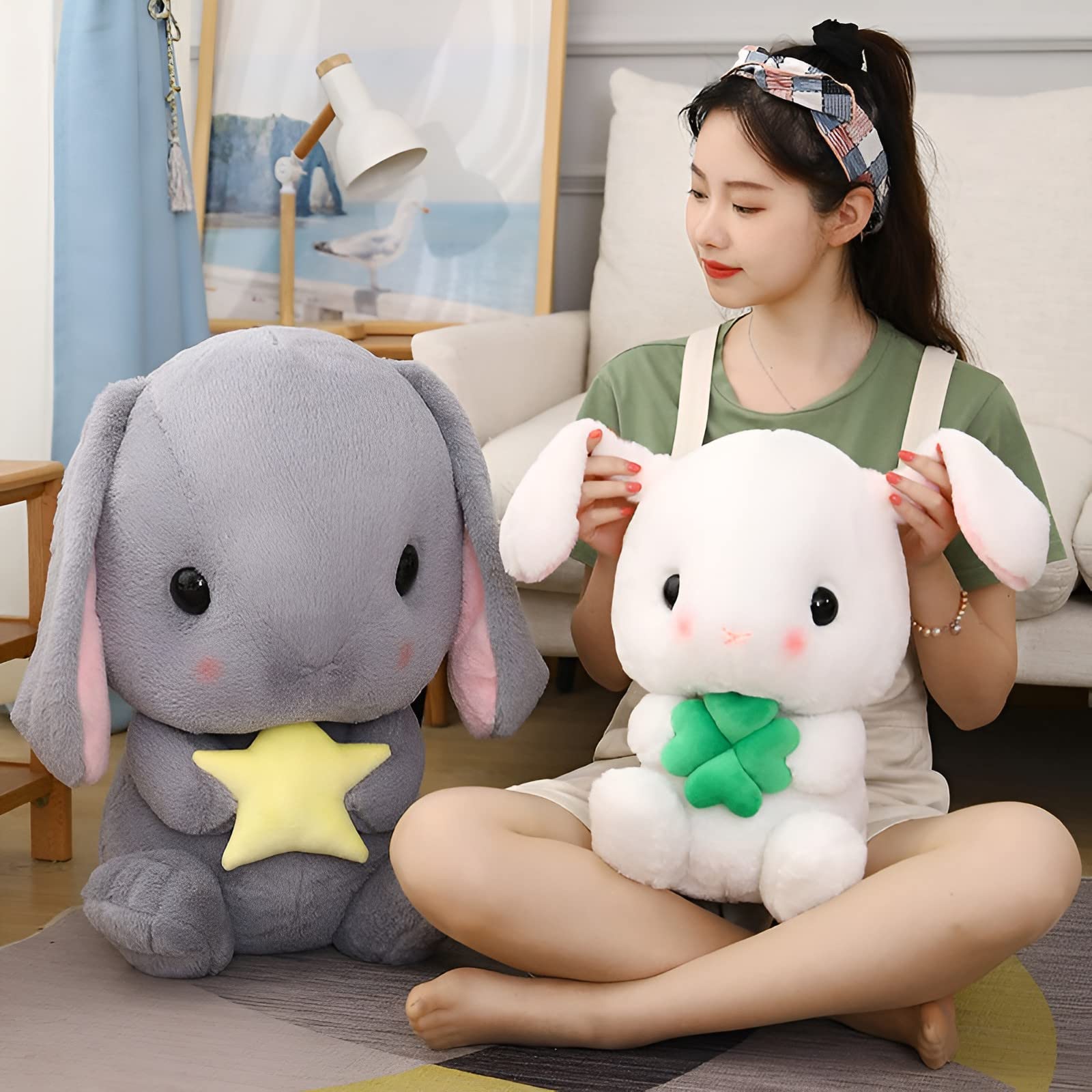 HOUPU gray-star close-up features soft fur and stitched smile