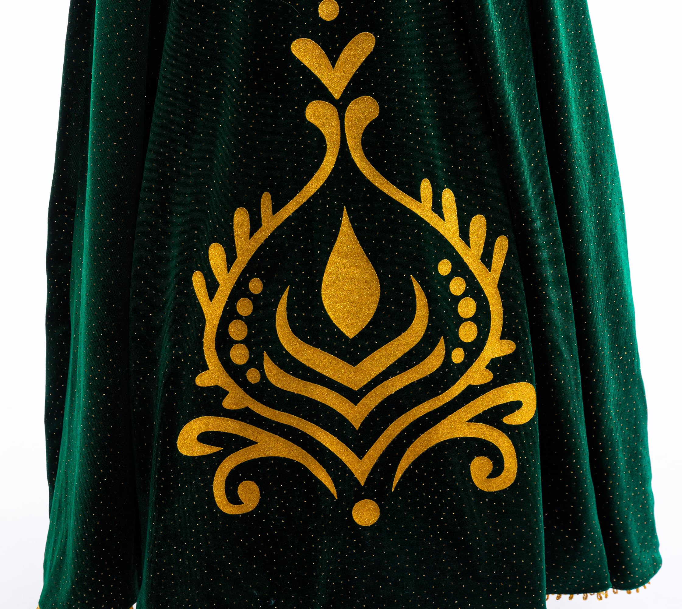 Hulaha snowflake embellishment cape for winter photo moments