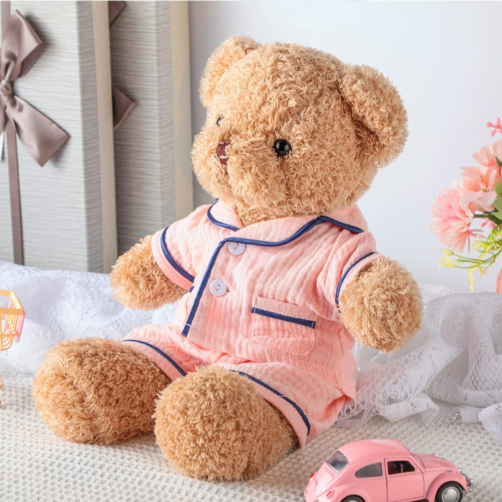 Hungdao handmade bear clothes with neat stitching withstands long-term play.