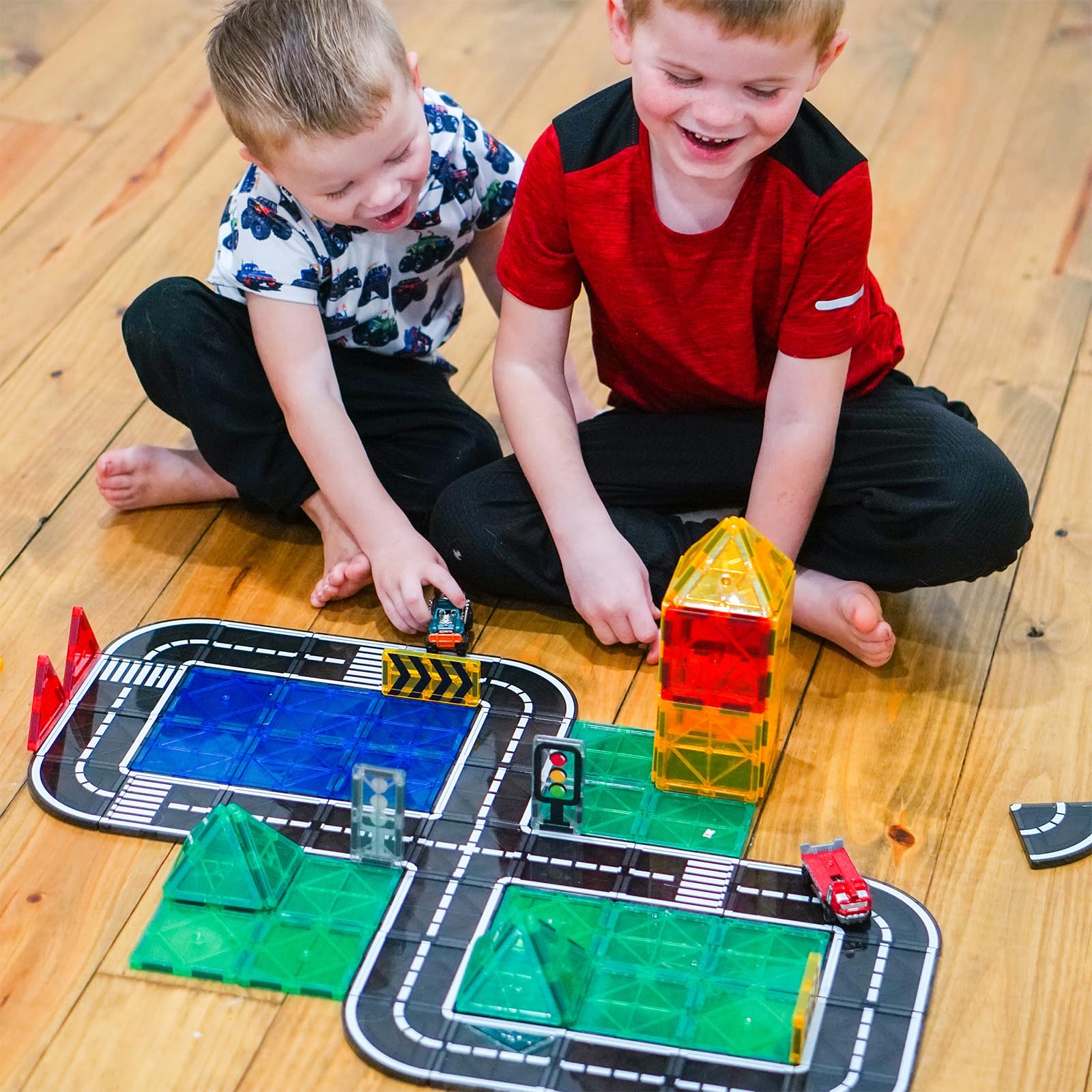 IGIVI road tiles compact assembly for easy storage and on-the-go play.