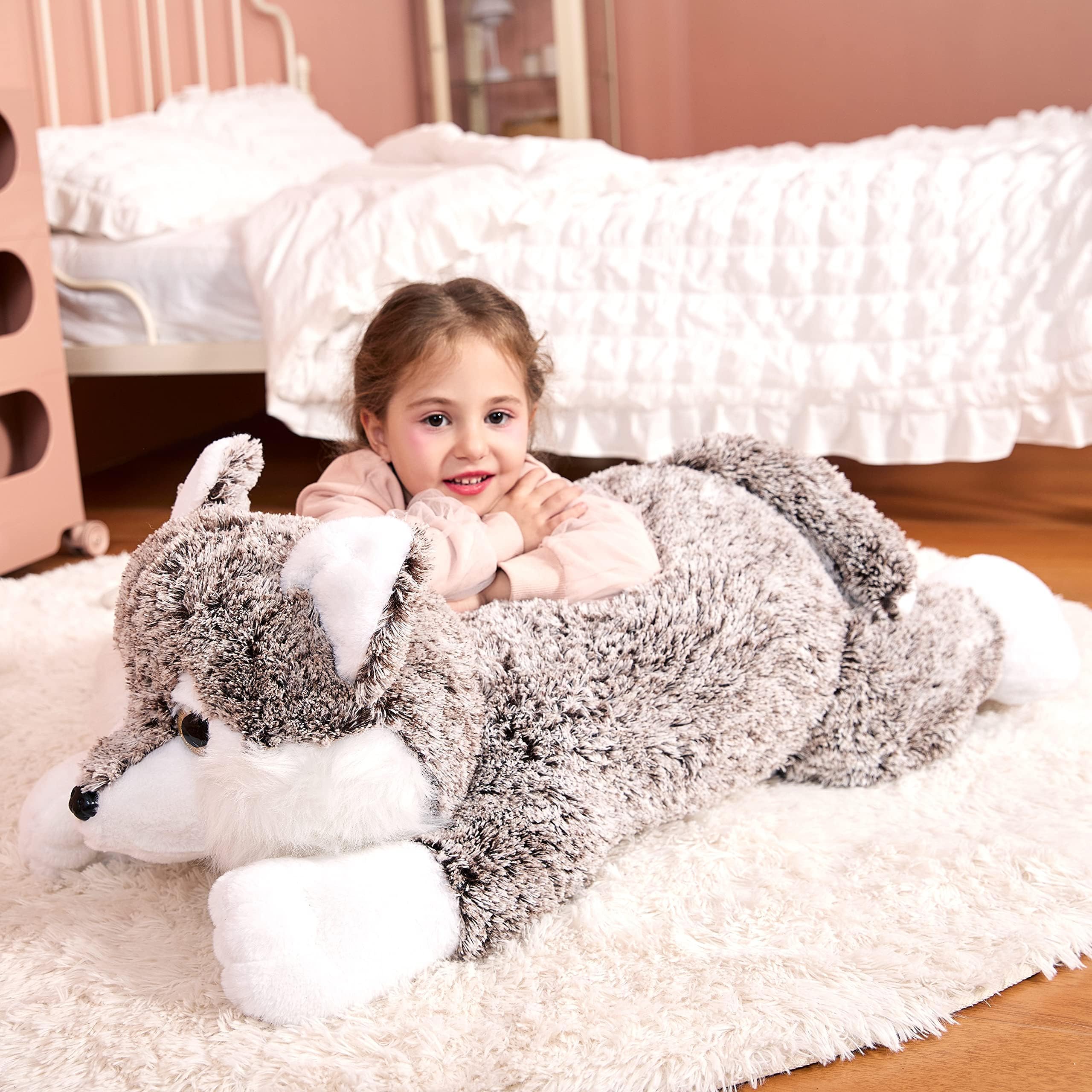 IKASA wolf storytelling companion sparks imaginative playtime.