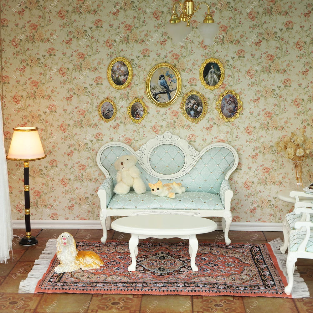 iLAND DIY miniature display setup showing interchangeable pictures